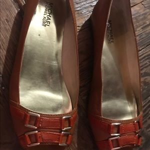 Michael Kors peep toe leather flats